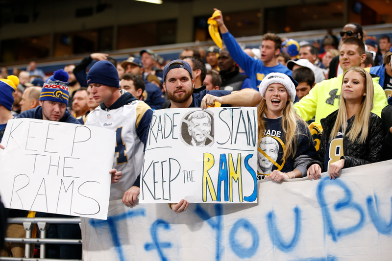 Illustration for article titled St. Louis Rams Fans Hope Last Night Wasn't Goodbye Forever